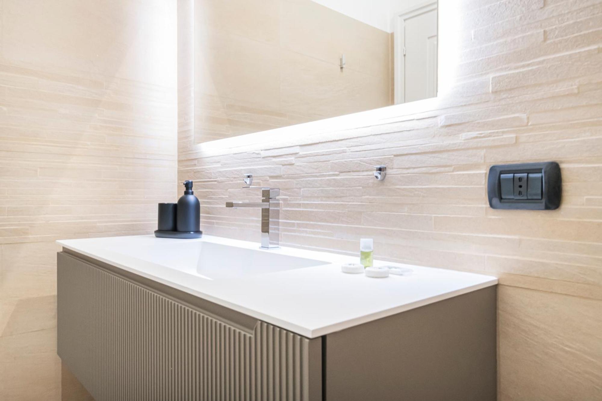 Easylife - Magnificent Splendid Apt Sant'Ambrogio 米兰 外观 照片